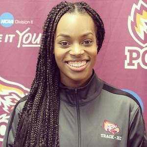 Meet your Posher, Akia